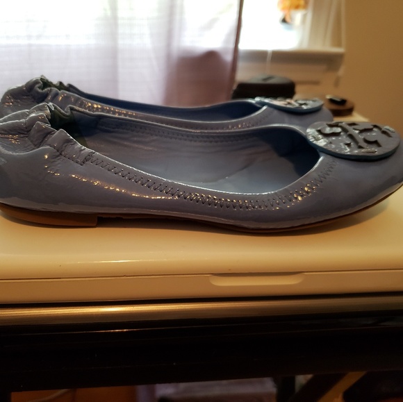 Womans Flats - Picture 2 of 4